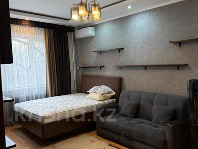 3-бөлмелі пәтер · 60 м² · 3/5 қабат, мкр Тастак-3, бағасы: 320 000 〒 в Алматы, Алмалинский р-н