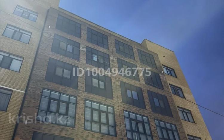 4-бөлмелі пәтер · 132 м² · 5/6 қабат, Гагарина 162, бағасы: 105 млн ₸ в Семее — фото 2