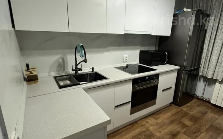 2-комнатная квартира · 58 м² · 1/9 этаж, пермитина 29 за 30.6 млн ₸ в Усть-Каменогорске — фото 2