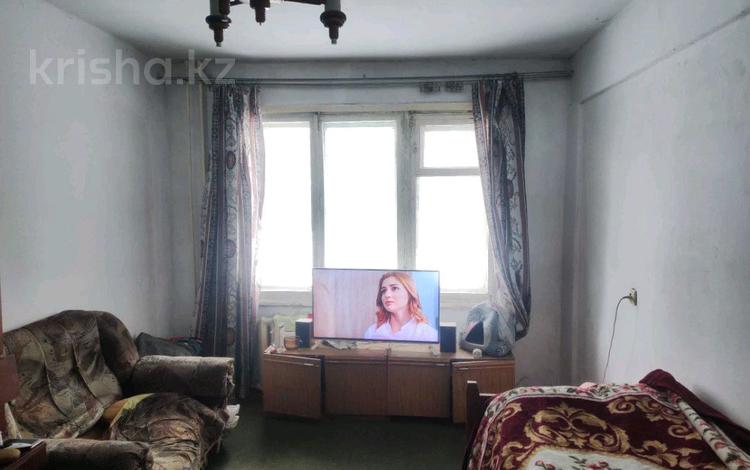 3-комнатная квартира, 60 м², 1/5 этаж, Назарбаева 67 за 15.9 млн 〒 в Усть-Каменогорске — фото 2