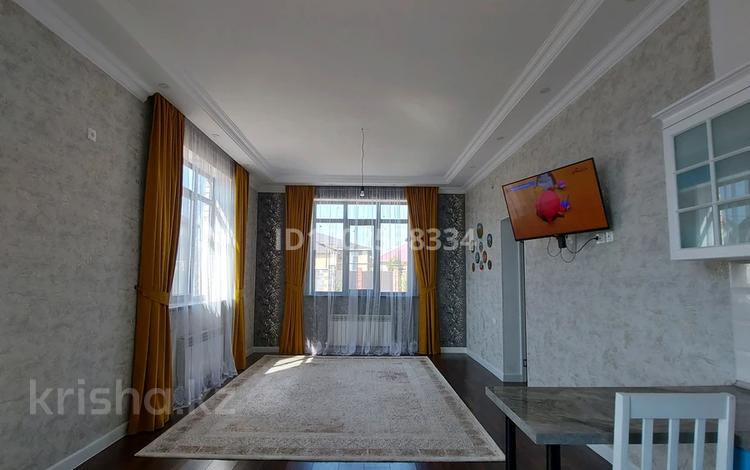 Отдельный дом · 6 комнат · 327 м², Жылыбұлақ 10 за 400 000 〒 в  — фото 9