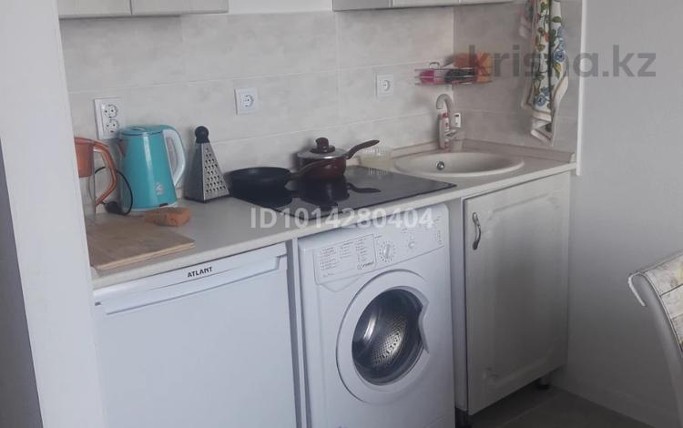 1-комнатная квартира · 22.8 м² · 3/3 этаж, Кенесары 45В — 300 м - озеро и пляж, 500 м - сосновый бор за 25 млн ₸ в Бурабае — фото 2