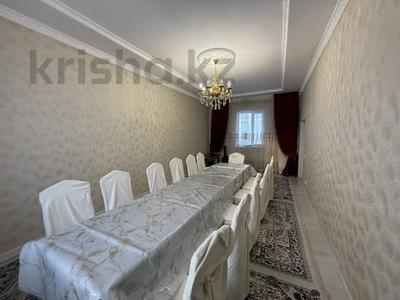 Отдельный дом · 10 комнат · 1300 м² · 10 сот., Жиенкулова 1 за 100 млн 〒 в Тайтобе