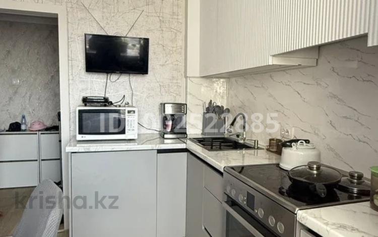 4-бөлмелі пәтер · 80 м² · 8/9 қабат, мкр Юго-Восток, Пр. Республики 18 — Пересечение Шахтеров - Республики, бағасы: 31 млн ₸ в Караганде, Казыбек би р-н — фото 2