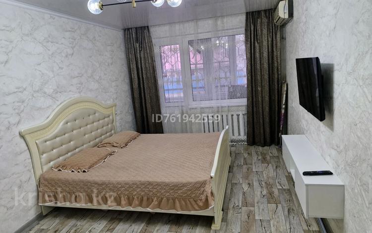1-комнатная квартира · 33 м² · 1/5 этаж, Мухита 128 — Жд Вокзал, Сити Цент, Казииту за 2 000 ₸ в Уральске — фото 2