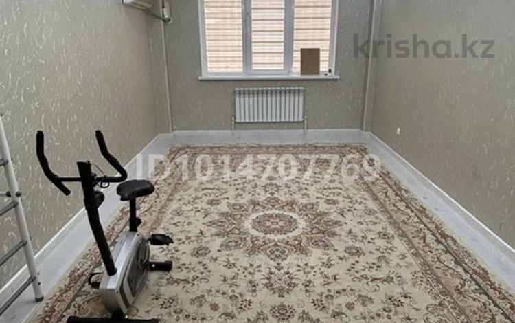 2-бөлмелі пәтер · 66.7 м² · 3/10 қабат, 17-ш/а. 82, бағасы: 24 млн ₸ в Актау, 17-й мкр — фото 2