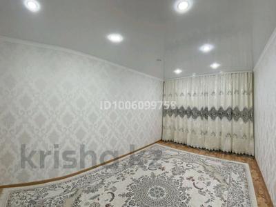 2-комнатная квартира · 51 м² · 1/9 этаж, мкр 12 — Возле Дины 12 микрорайон за 17 млн 〒 в Актобе