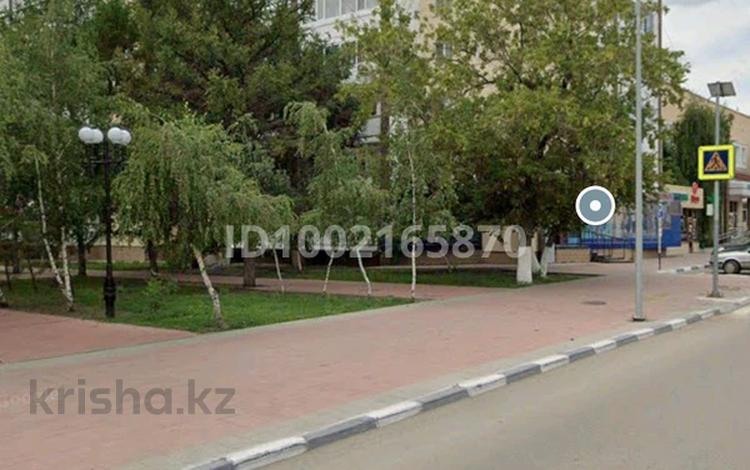 3-комнатная квартира · 60.2 м² · 3/9 этаж, Байтурсынова 59 — Центральный парк, обл.акимат, магазин Элита за 40 млн ₸ в Костанае — фото 2
