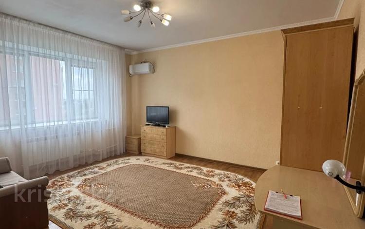 1-комнатная квартира · 52 м² · 5/7 этаж, санкибай батыра за 23.8 млн ₸ в Актобе — фото 2
