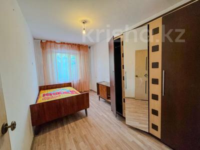 2-комнатная квартира · 46 м² · 2/4 этаж, мкр. Жетысу за 14.3 млн 〒 в Талдыкоргане, мкр Жетысу