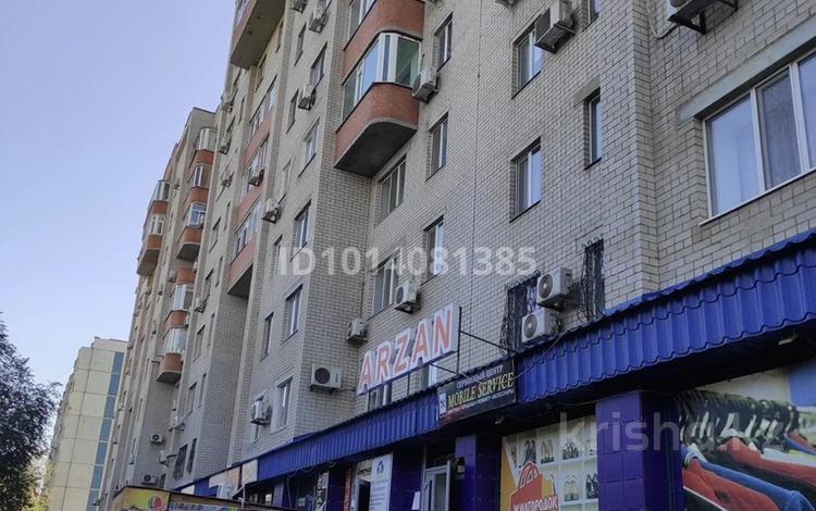 3-бөлмелі пәтер · 86 м² · 3/10 қабат, Жилгородок ш/а., Бейбітшілік 5а, бағасы: 26 млн ₸ в Актобе, мкр Жилгородок — фото 13