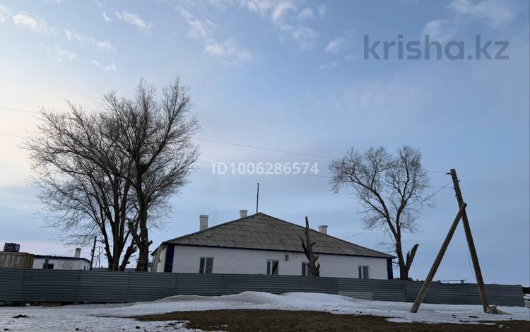 Отдельный дом · 6 комнат · 220 м² · 10 сот., Алгабас ауылы 11 — Жаңаарқа ауданы алғабас ауылы за 7.5 млн ₸ в Жанаарка — фото 3