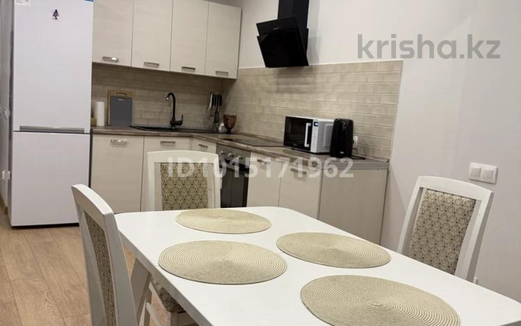 1-бөлмелі пәтер · 46 м² · 3/17 қабат, Достык 138, бағасы: 400 000 ₸ в Алматы, Медеуский р-н — фото 2