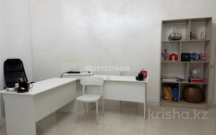 Кеңселер · 50 м², бағасы: 70 000 ₸ в Астане, Есильский р-н — фото 2