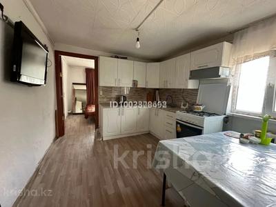 Отдельный дом · 3 комнаты · 80 м², Железнодорожная 116 — Элеваторная за 100 000 〒 в Аксае