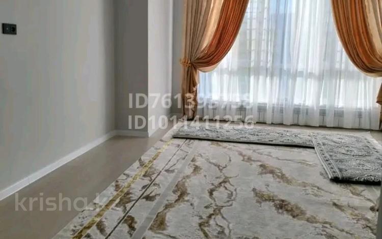 2-бөлмелі пәтер · 70 м² · 9/9 қабат, Просп. Елорда 6блок3, бағасы: 300 000 ₸ в Атырау, мкр Авангард-2 — фото 12