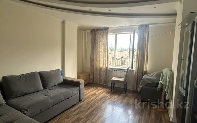 2-бөлмелі пәтер · 58 м² · 6/9 қабат, Айтеке би 202, бағасы: 46.5 млн ₸ в Алматы, Алмалинский р-н — фото 2