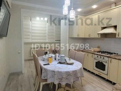 4-бөлмелі пәтер · 130 м² · 1/5 қабат, Алтын орда ш/а., Просп Тауилсиздик, бағасы: 46 млн ₸ в Актобе, мкр. Алтын орда