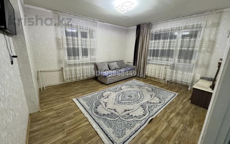 1-бөлмелі пәтер · 41.3 м² · 2/2 қабат, Квартал А 22 Б — Между авторынком и Камбаром, бағасы: 12 млн ₸ в Семее — фото 9