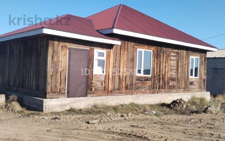 Отдельный дом · 3 комнаты · 130 м² · 7 сот., ул. А. Молдагуловой 29 за 16 млн ₸ в  — фото 2