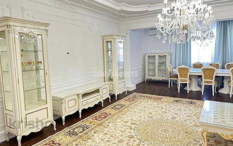 4-комнатная квартира · 214 м² · 3/7 этаж, Жусан 9 за 165 млн 〒 в Астане, Есильский р-н — фото 2