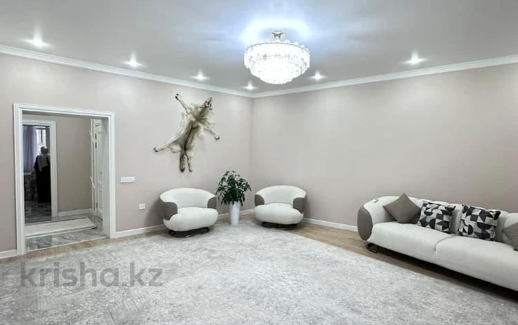 4-комнатная квартира · 126 м² · 5/7 этаж, 20а мкр 21 за 52.9 млн ₸ в Актау — фото 8