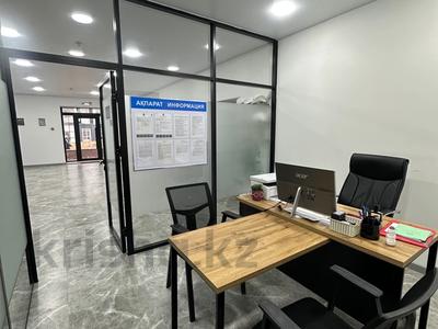 Продажа коммерческой недвижимости в Актюбинской обл.: Свободное назначение, офисы, магазины и бутики, склады, азс, автосервисы и автомойки, общепит, салоны красоты, медцентры и аптеки, образование, развлечения · 260 м² за 80 млн 〒 Свободное назначение, офисы, магазины и бутики, склады, азс, автосервисы и автомойки, общепит, салоны красоты, медцентры и аптеки, образование, развлечения · 260 м² за 80 млн 〒 в Актобе, мкр. Алтын орда