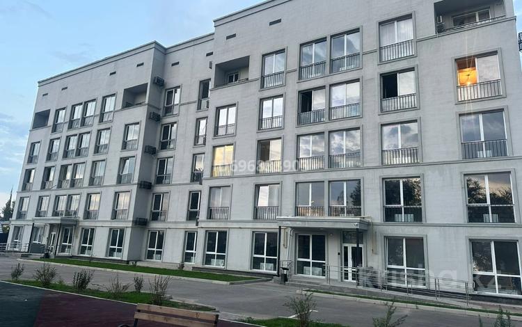1-комнатная квартира · 46.1 м² · 2/5 этаж, мкр Акжар 61 за 230 000 ₸ в Алматы, Наурызбайский р-н — фото 2