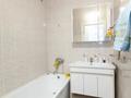 3-бөлмелі пәтер · 70 м² · 2/5 қабат, Богенбай батыра 104\2, бағасы: 72.8 млн ₸ в Алматы, Медеуский р-н — фото 6