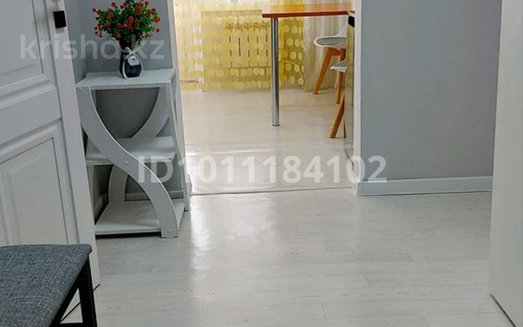 1-комнатная квартира · 47 м² · 4/9 этаж, мкр Кунаева 61 — Напротив загса за 13 000 ₸ в Уральске — фото 2
