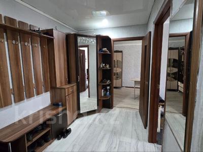 4-комнатная квартира · 60 м² · 2/5 этаж, Тауельсыздык 117 за 24.9 млн 〒 в Костанае