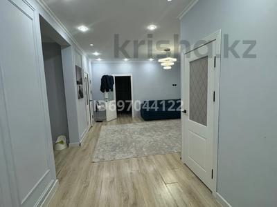 Жеке үй · 3 бөлме · 140 м² · 8 жүзд., мкр Балауса, 41 — 30, бағасы: 26 млн ₸ в Атырау