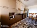 2-комнатная квартира · 70 м² · 8/9 этаж, мкр Акбулак, Чуланова 121 за 270 000 ₸ в Алматы, Алатауский р-н — фото 3