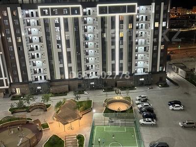 4-комнатная квартира · 272 м² · 10/10 этаж, 19-й мкр 34 — Остановка, Новая Школа, Музей, библиотека, Гипермаркет Дина, фрукты офощи Jando, супермаркет Dilda, Халык Арена, Окушылар сарайы, кофейни, химчистка за 69 млн 〒 в Актау