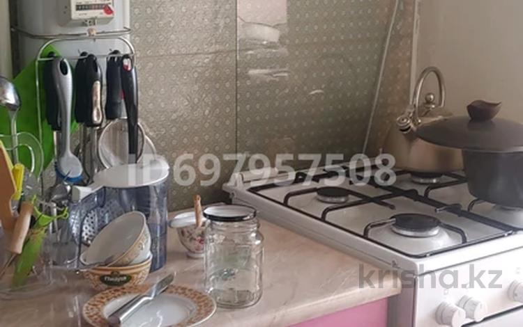2-комнатная квартира · 55 м², 10-мкр (Аса) 36 — Базар Кайкармет за 15 млн ₸ в Таразе — фото 2