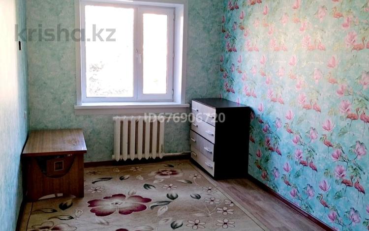 3-комнатная квартира, 60 м², 2/4 этаж, 1 мкр 50 за 8.7 млн 〒 в Степногорске — фото 8