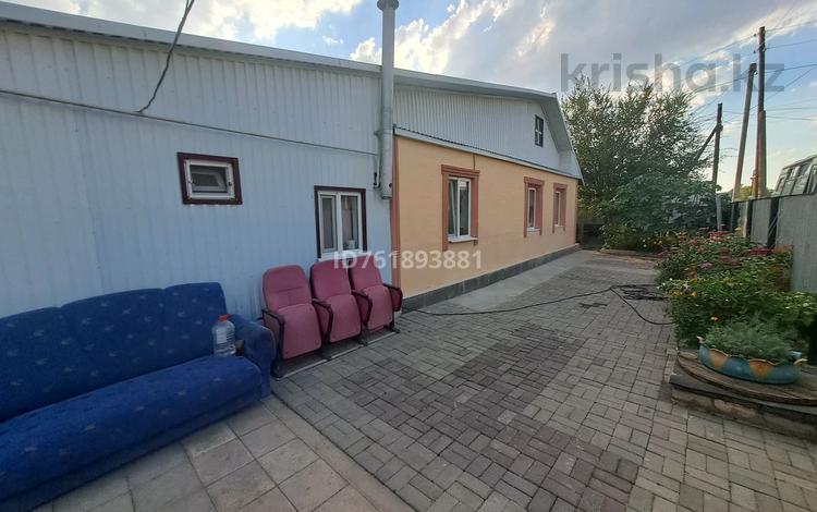 Отдельный дом · 4 комнаты · 120 м² · 10 сот., Гагарина 72 за 27 млн ₸ в Хромтау — фото 2