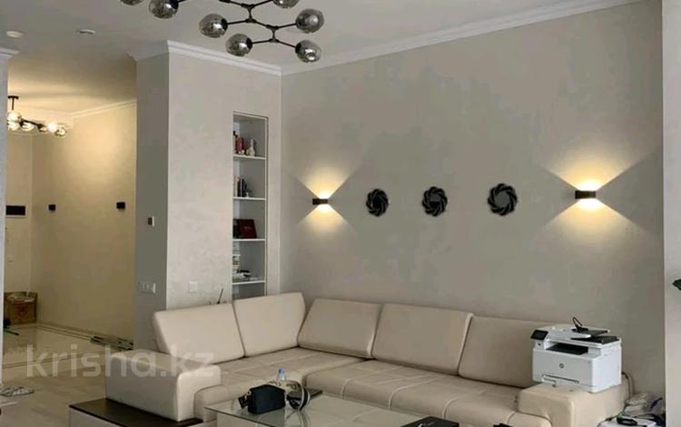 2-комнатная квартира · 70.7 м² · 5/8 этаж, Арайлы 12 за 68 млн ₸ в Алматы, Бостандыкский р-н — фото 2