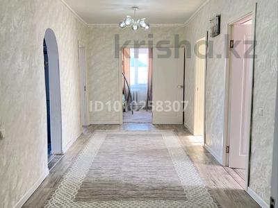 Отдельный дом · 4 комнаты · 100 м² · 10 сот., Стройтель 4 за 19 млн ₸ в Аксае
