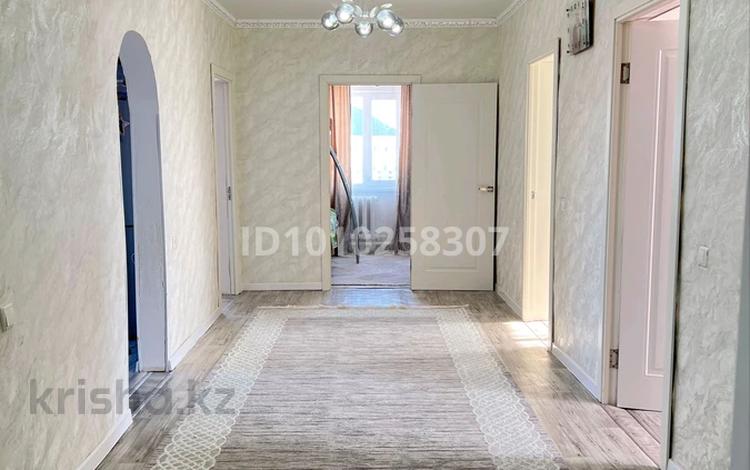 Отдельный дом · 4 комнаты · 100 м² · 10 сот., Стройтель 4 за 19 млн ₸ в Аксае — фото 2