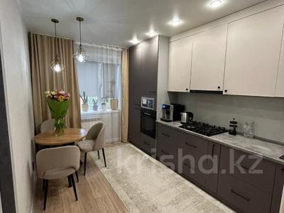 3-бөлмелі пәтер · 82 м² · 5/6 қабат, Садовая 100Д, бағасы: 37.5 млн ₸ в Костанае