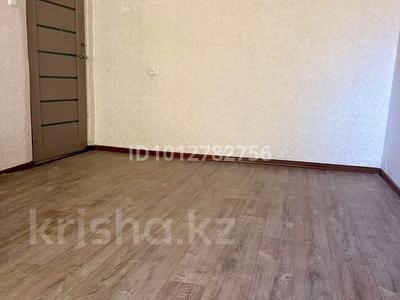 2-бөлмелі пәтер · 45 м² · 1/5 қабат, Гарышкерлер 40, бағасы: 9 млн ₸ в Жезказгане