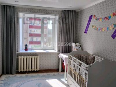 2-комнатная квартира · 55 м² · 8/10 этаж, мкр Женис 8 за 22.5 млн 〒 в Уральске
