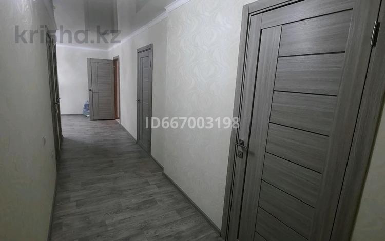 3-комнатная квартира · 105 м² · 9/10 этаж, Старый город, Набережная 85 — Кунаева за 23.5 млн ₸ в Актобе — фото 4