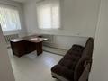 Офисы, кабинеты и рабочие места · 90 м² за 400 000 ₸ в Шымкенте, Туран р-н — фото 8