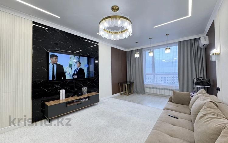3-комнатная квартира · 93 м² · 12 этаж, Нажимеденова за 72 млн ₸ в Астане, Сарайшык р-н — фото 2