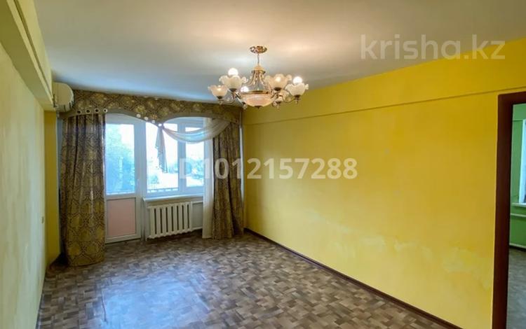 3-комнатная квартира · 59.8 м² · 4/5 этаж, 10 за 15 млн ₸ в Атырау, мкр Привокзальный-5 — фото 3