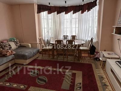 3-комнатная квартира · 74 м² · 2/2 этаж, Бажова 65 за 17 млн 〒 в Усть-Каменогорске, Ульбинский