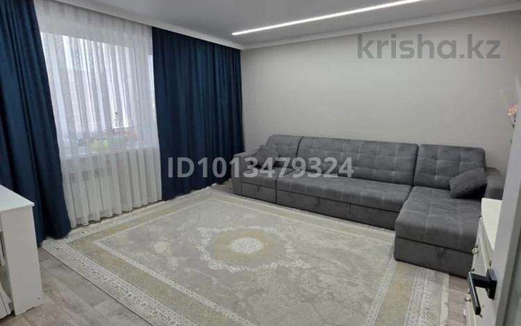 3-комнатная квартира · 64 м² · 8/10 этаж, мкр Юго-Восток, 28й микрорайон 11/2 за 28 млн ₸ в Караганде, Казыбек би р-н — фото 2