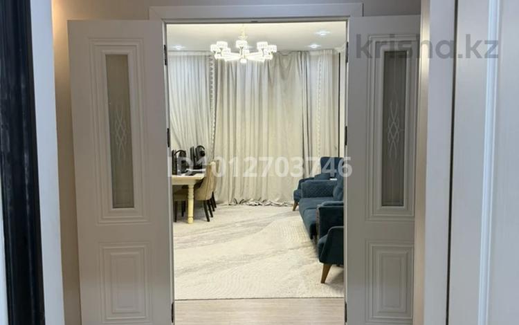 2-бөлмелі пәтер · 75 м² · 10/12 қабат, 17-й микрорайон, 17 мкр. 26/5 — Рядом с Аллеей, бағасы: 42 млн ₸ в Шымкенте, Аль-Фарабийский р-н — фото 2